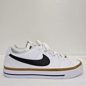 NIKE women's size 10 Court Legacy Next Nature Retro Swoosh Tennis Shoes White